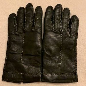 New without tags from Italy chocolate brown women’s leather gloves size 7